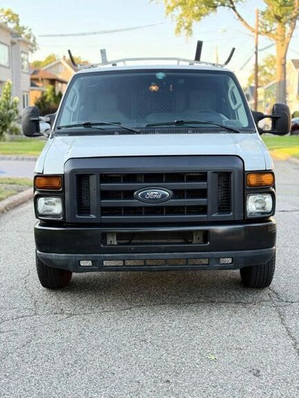 2013 FORD E-150
