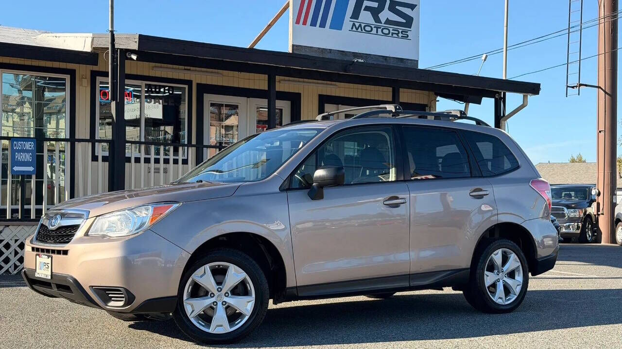 2016 SUBARU Forester