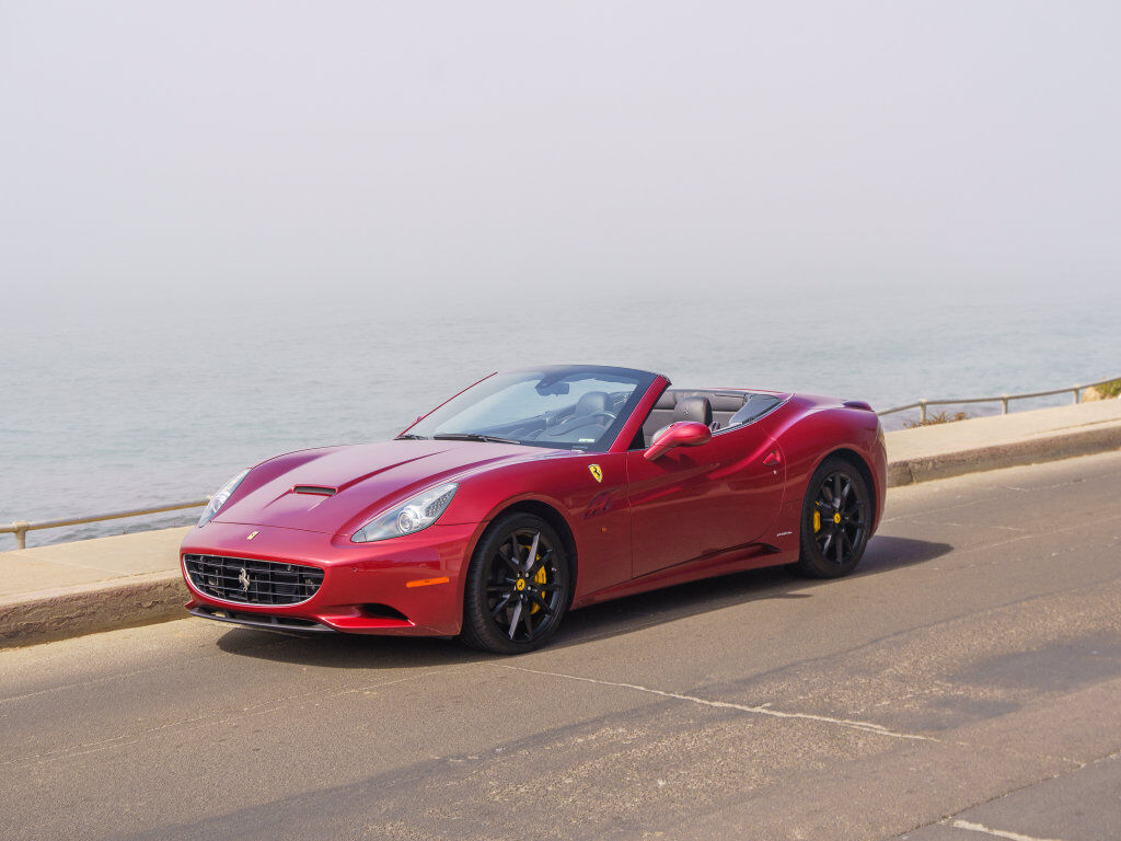 2010 FERRARI California