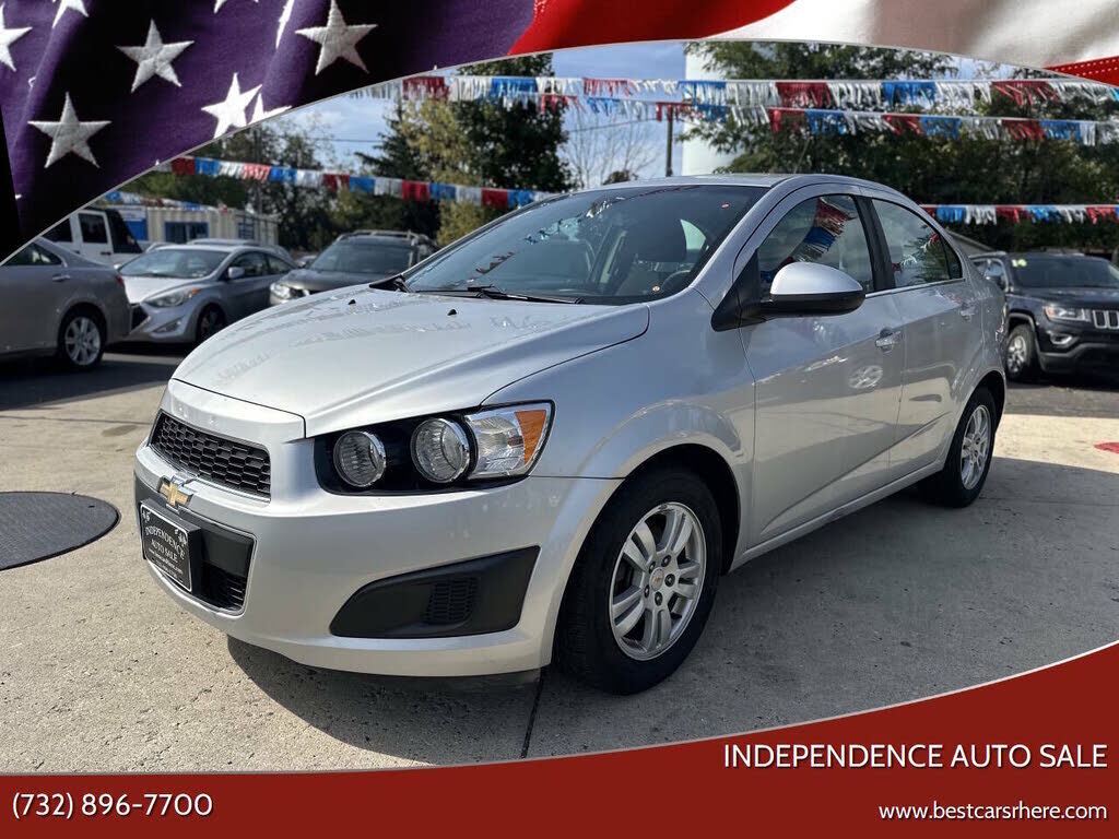 2012 CHEVROLET Sonic