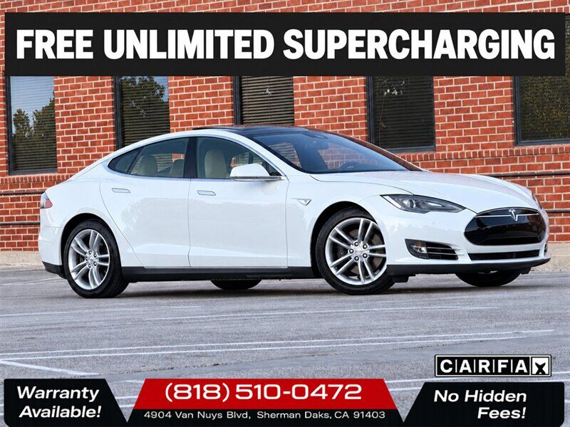 2015 TESLA Model S