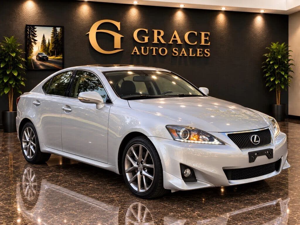2013 LEXUS IS