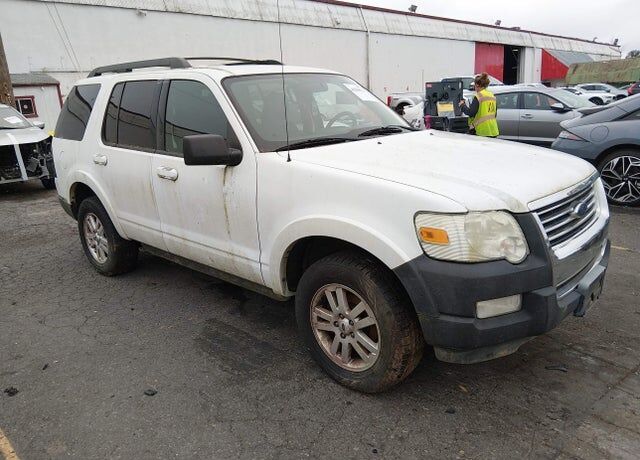 2010 FORD Explorer