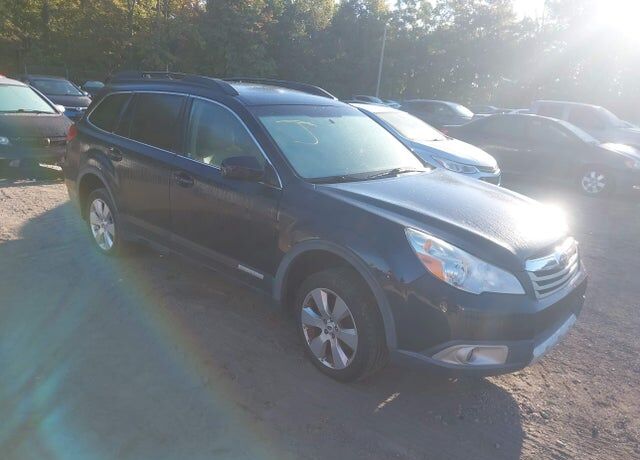 2012 SUBARU Outback