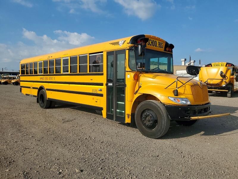 2022 IC BUS PB105