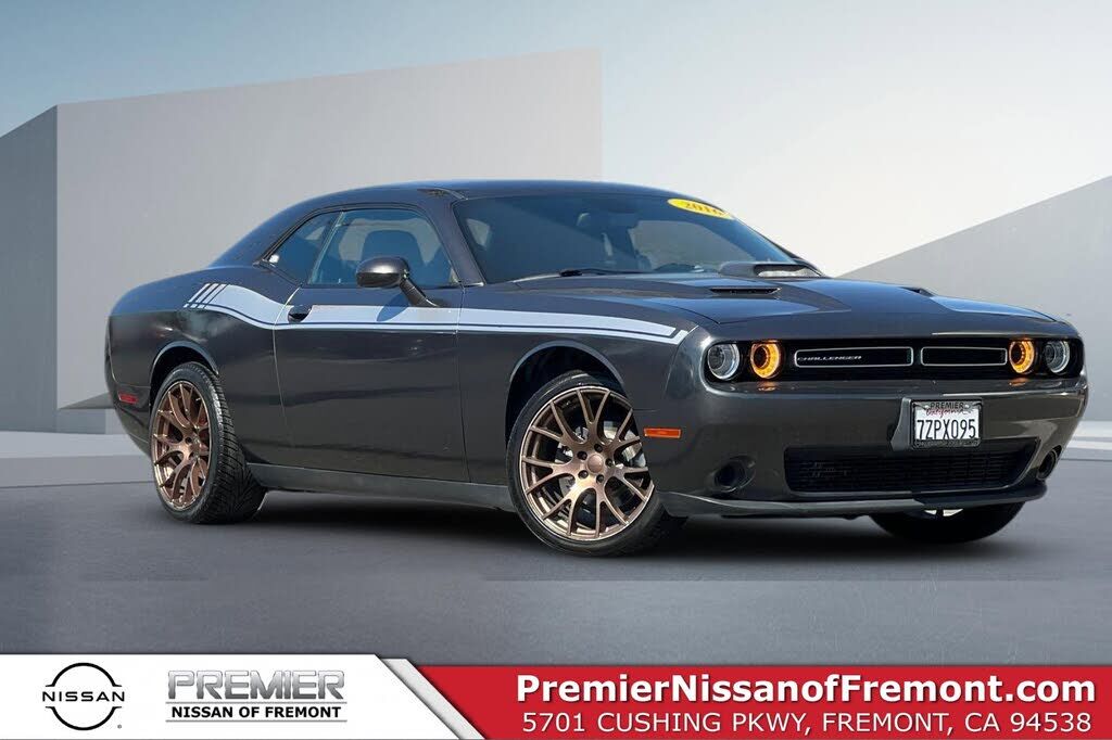 2016 DODGE Challenger