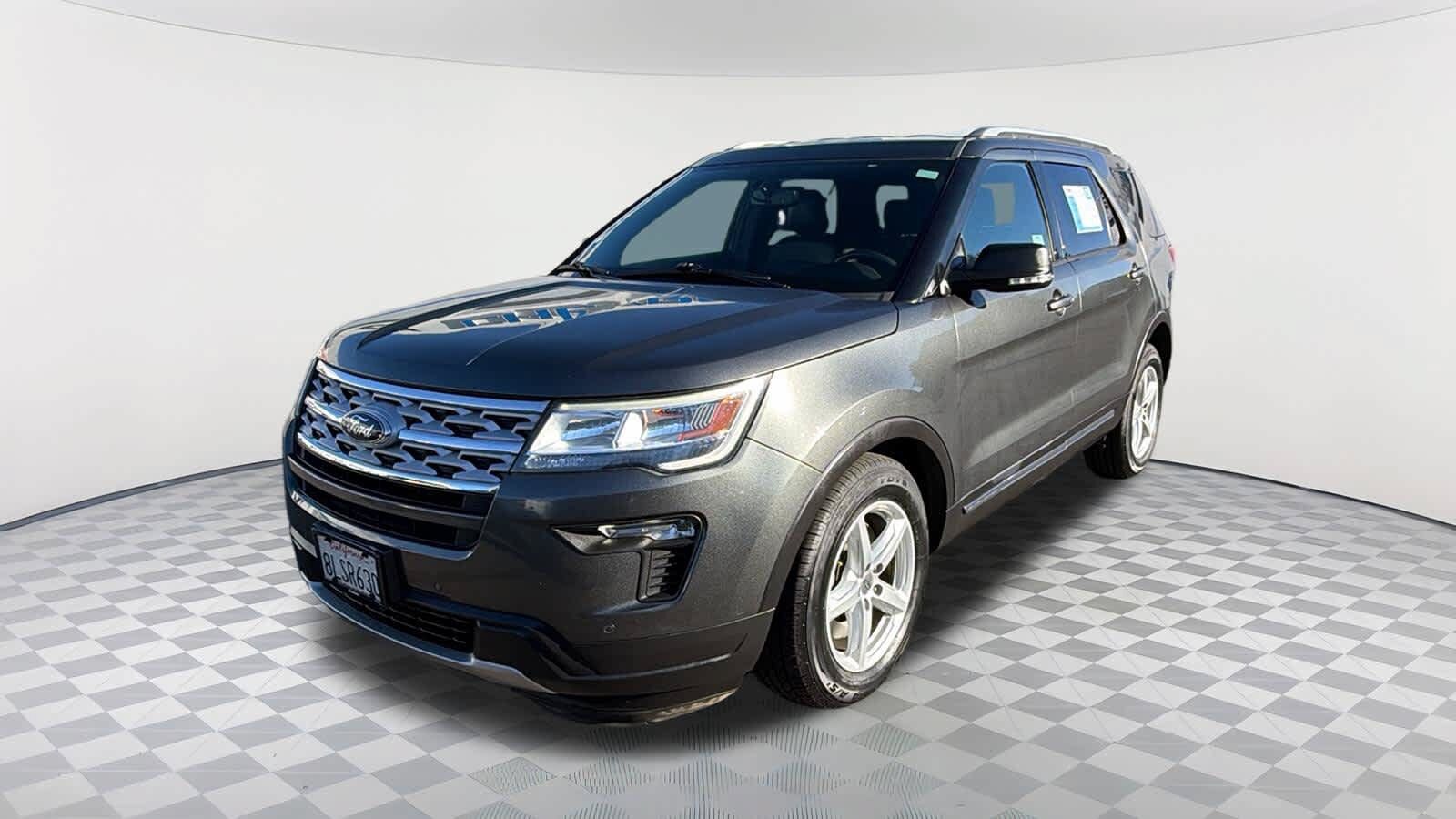 2019 FORD Explorer