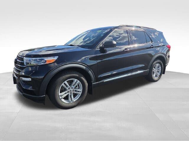 2021 FORD Explorer
