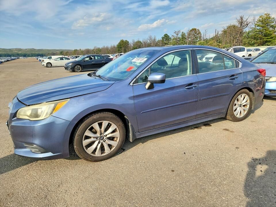 2016 SUBARU Legacy