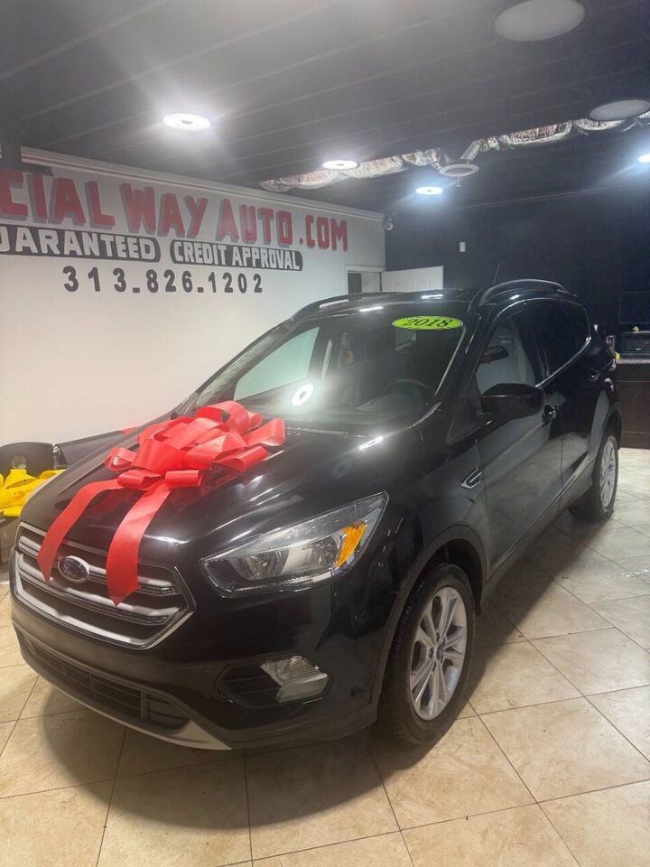 2018 FORD Escape