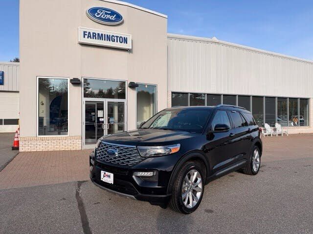 2021 FORD Explorer