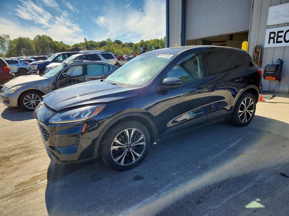 2021 FORD Escape