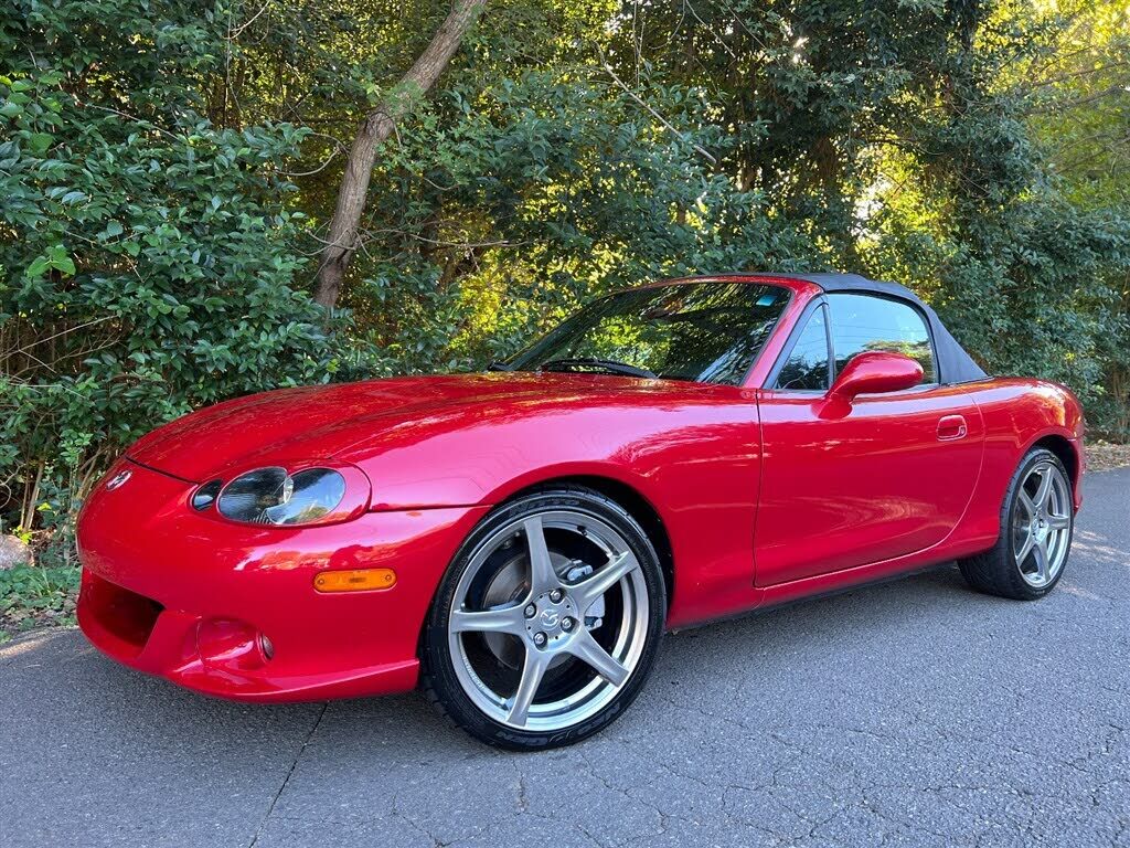 2004 MAZDA MX-5