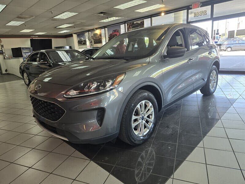 2022 FORD Escape