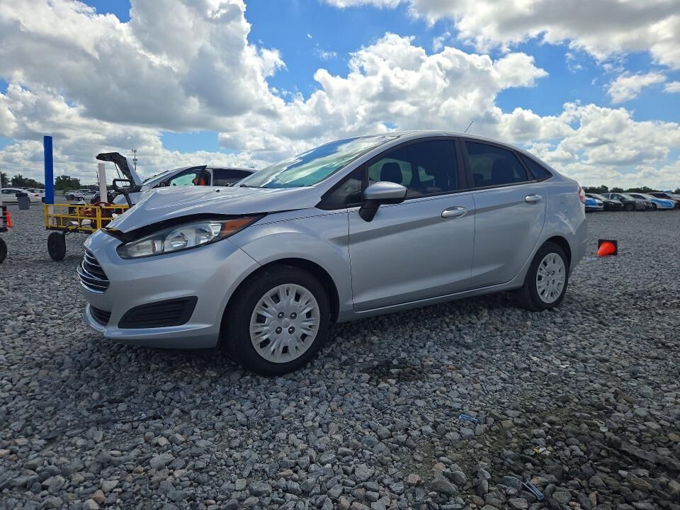 2017 FORD Fiesta