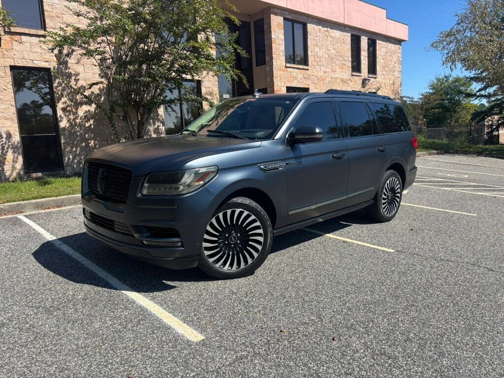 2021 LINCOLN Navigator