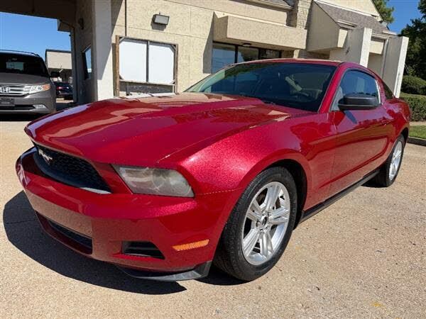 2010 FORD Mustang