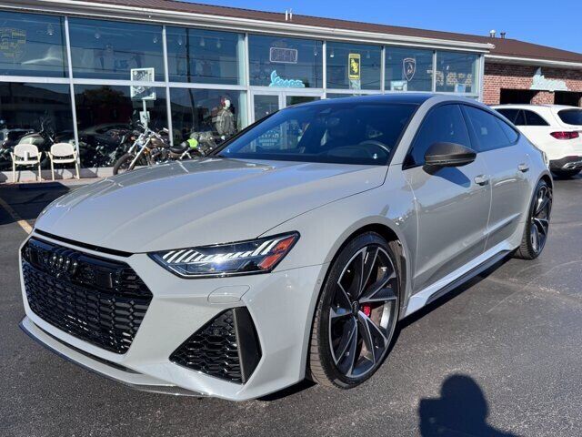 2022 AUDI RS7