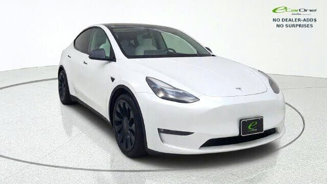2022 TESLA Model Y