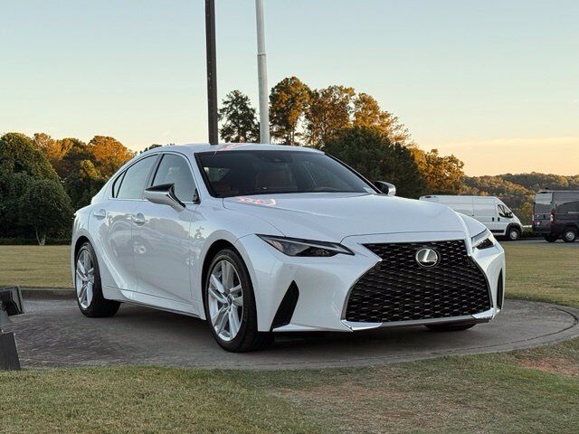 2024 LEXUS IS