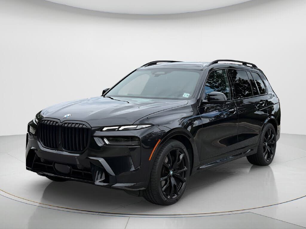2023 BMW X7