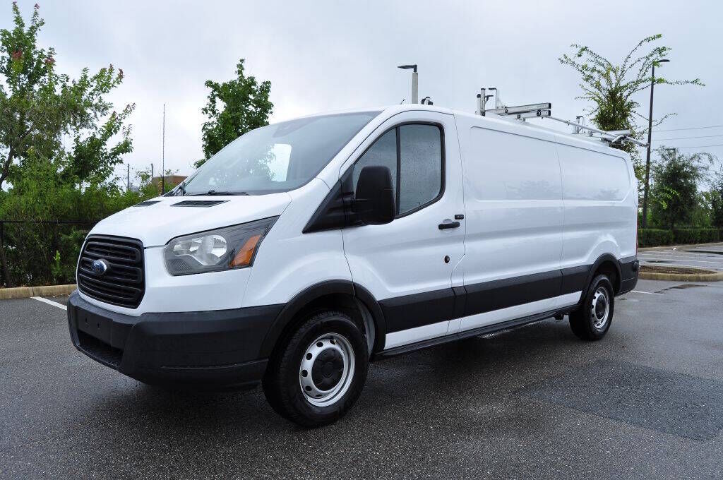 2019 FORD Transit