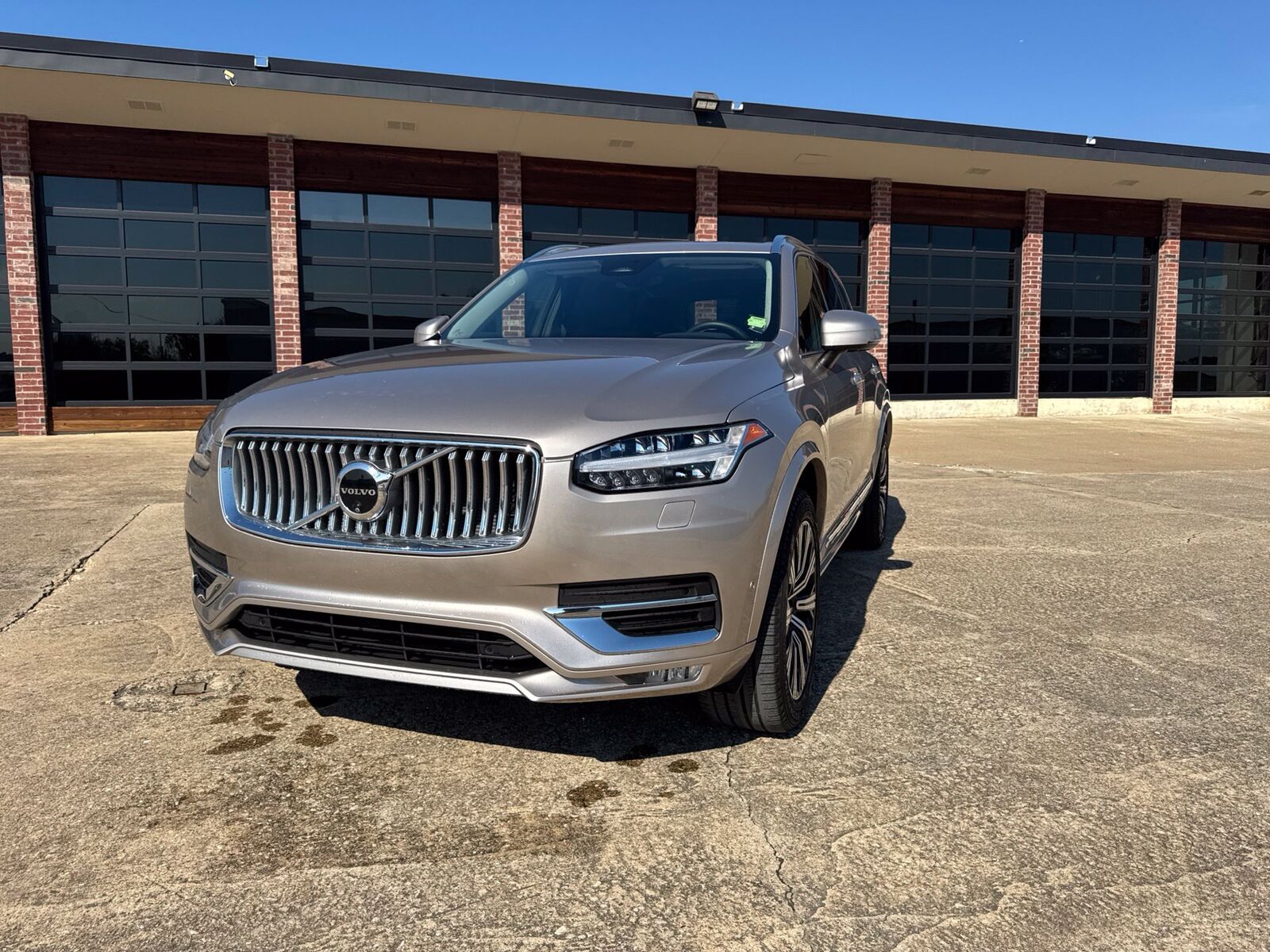2024 VOLVO XC90
