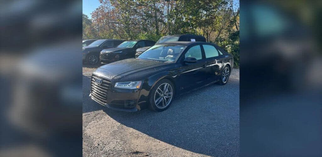 2017 AUDI A8
