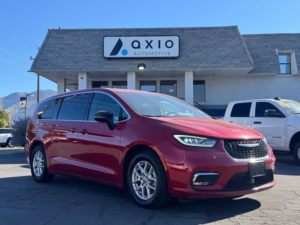 2025 CHRYSLER Pacifica
