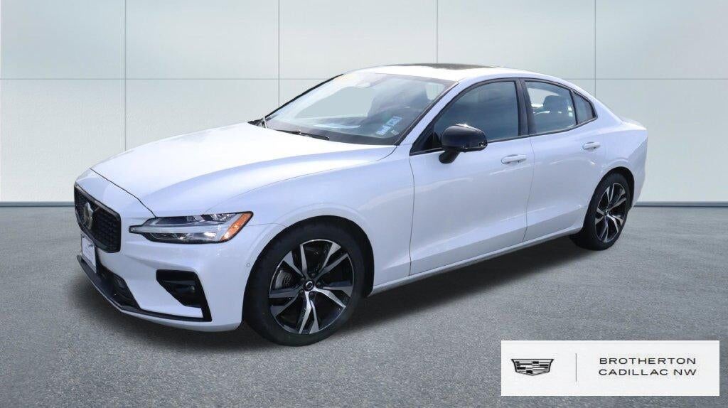 2024 VOLVO S60
