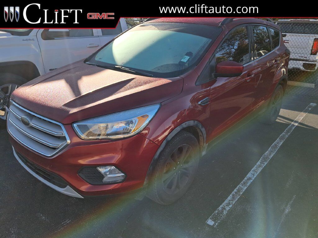 2018 FORD Escape