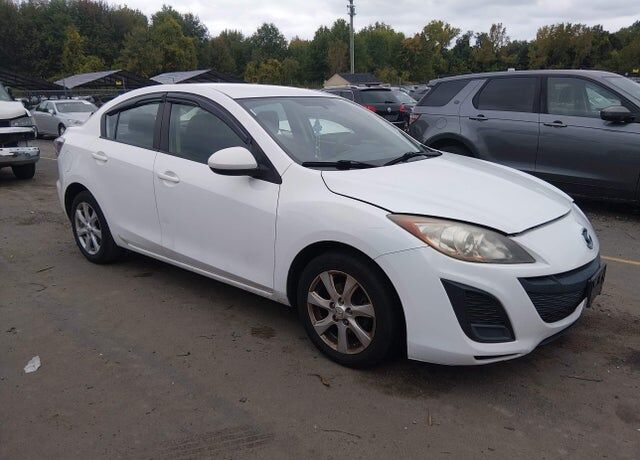 2011 MAZDA Mazda3