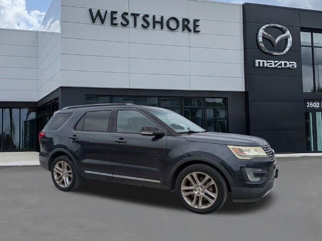 2017 FORD Explorer