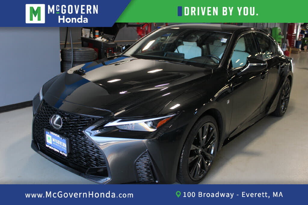 2023 LEXUS IS