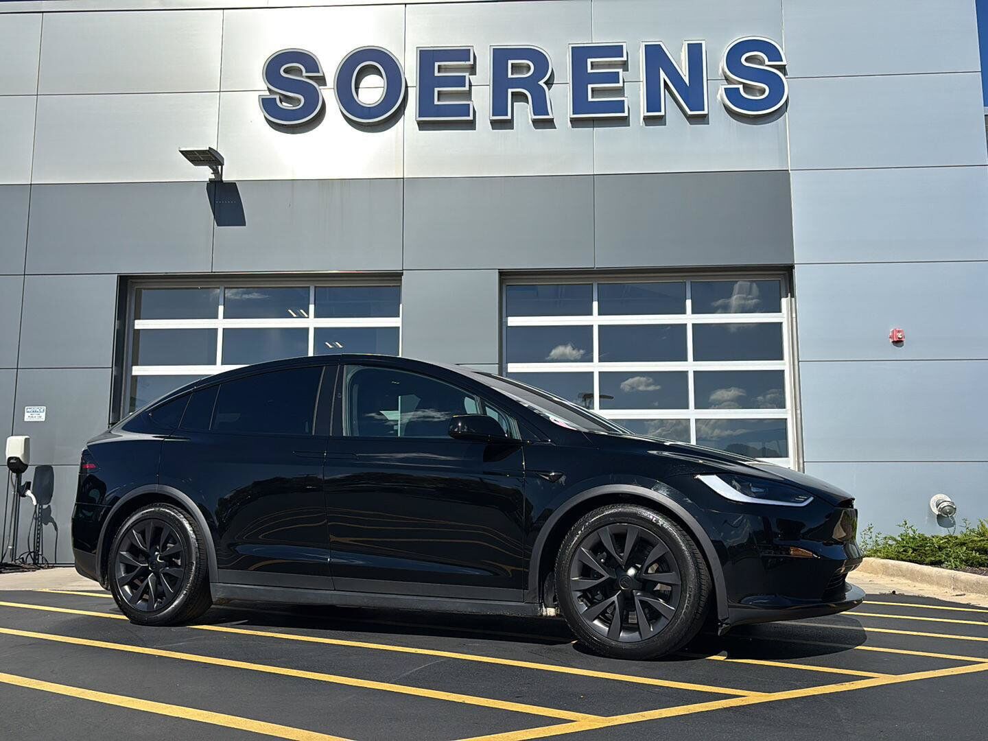 2024 TESLA Model X