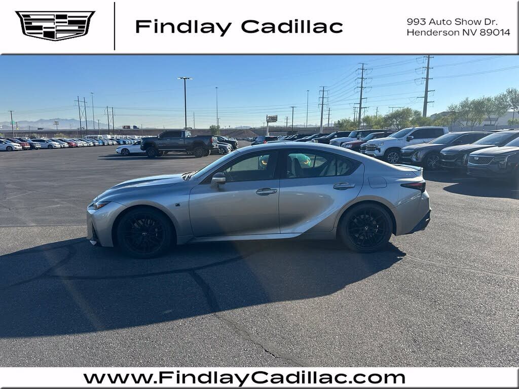 2023 LEXUS IS