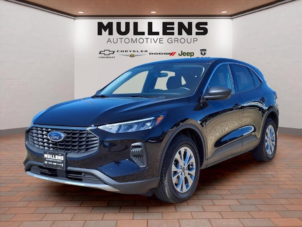 2023 FORD Escape