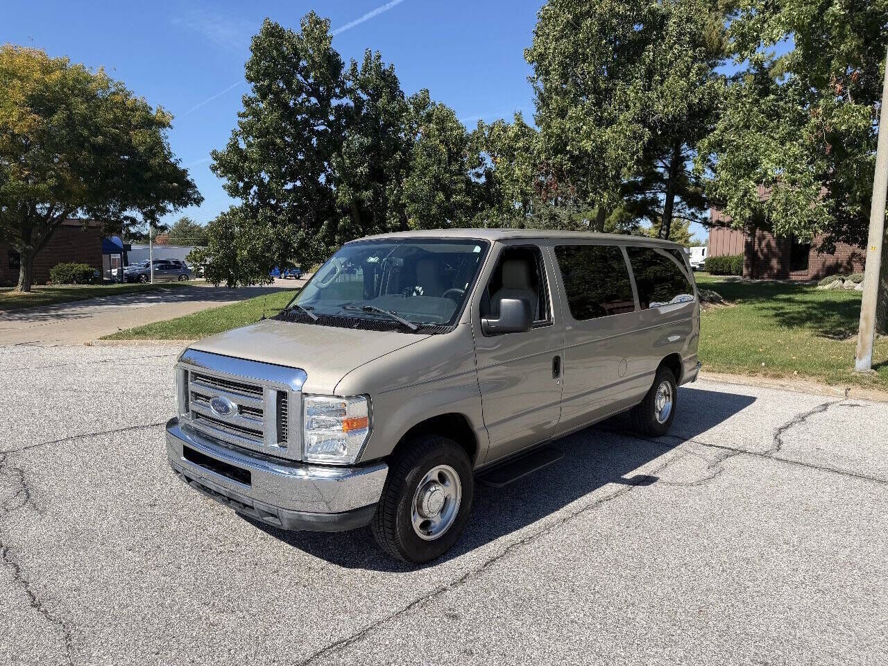 2012 FORD E-150