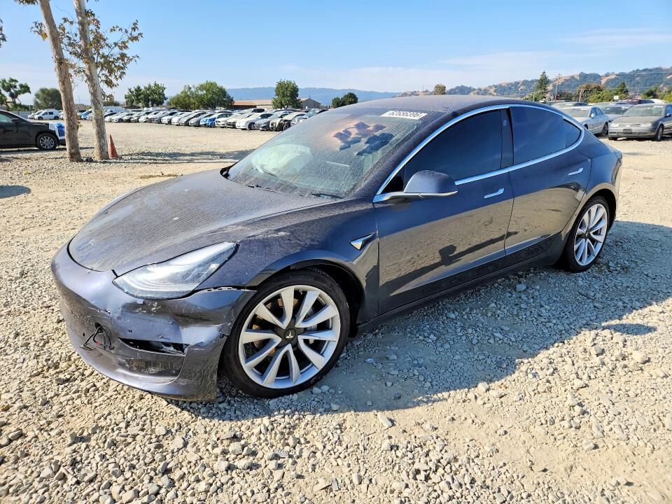 2018 TESLA Model 3