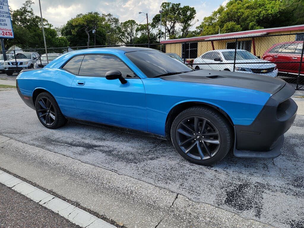2009 DODGE Challenger