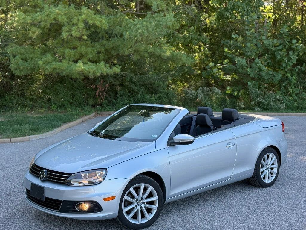 2013 VOLKSWAGEN Eos
