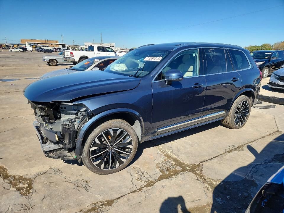 2026 VOLVO XC90