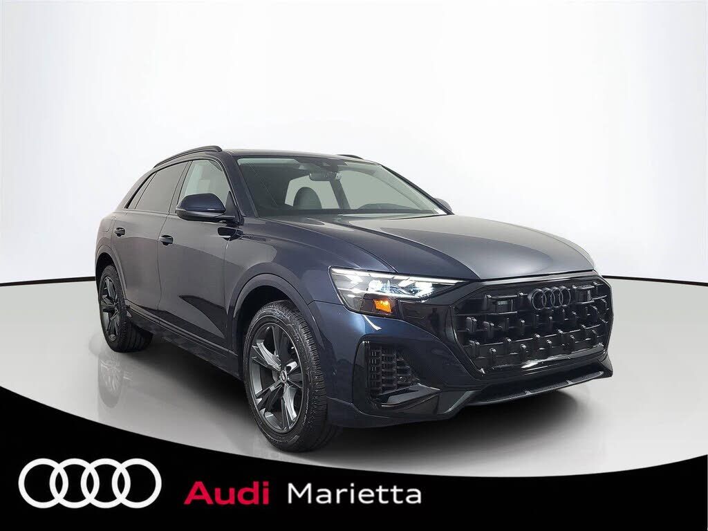 2026 AUDI Q8