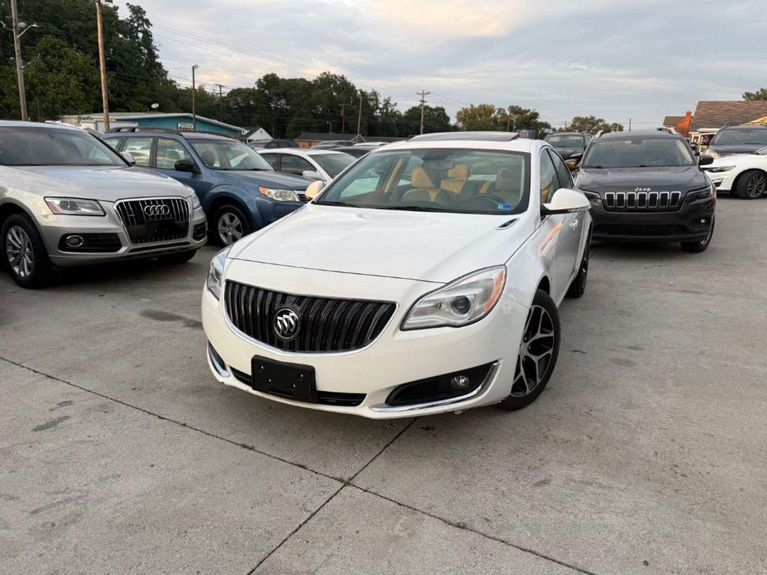 2017 BUICK Regal