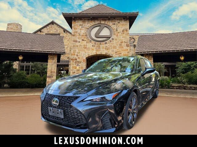 2025 LEXUS IS