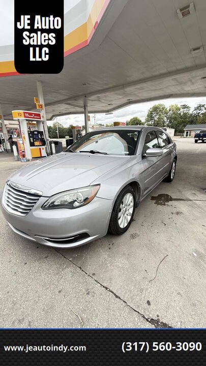 2013 CHRYSLER 200