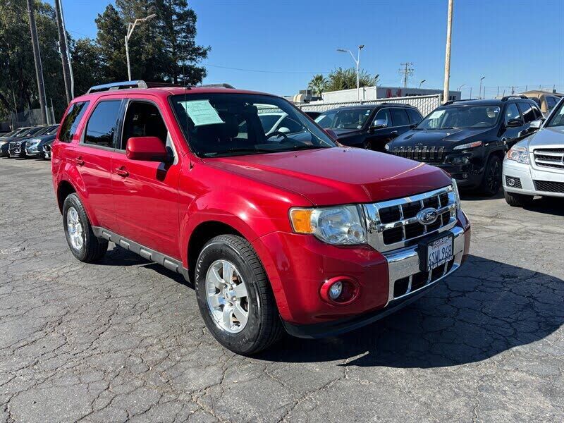 2011 FORD Escape
