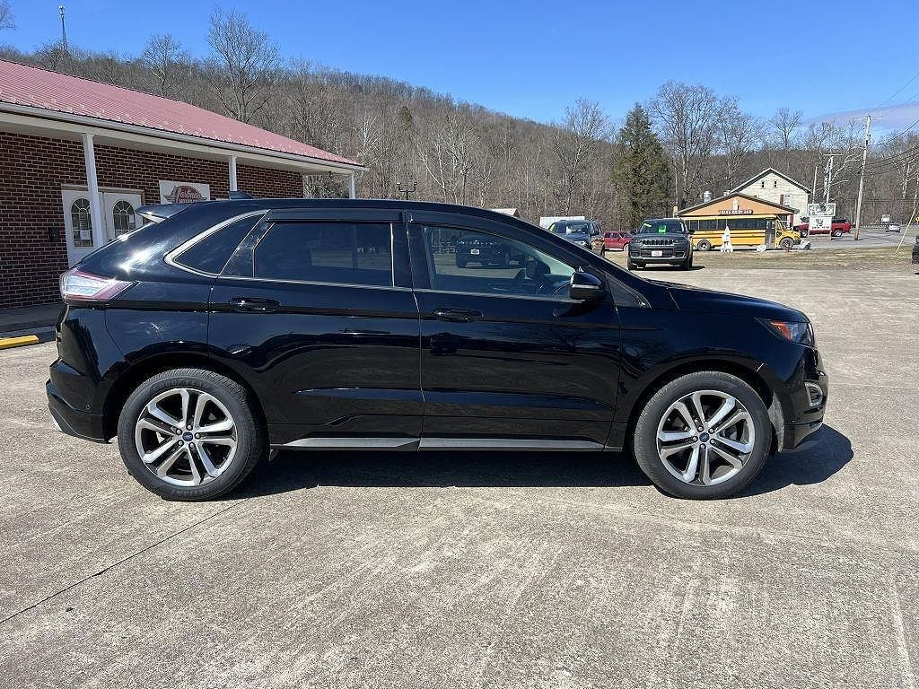 2018 FORD Edge