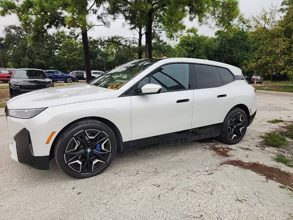 2024 BMW ix