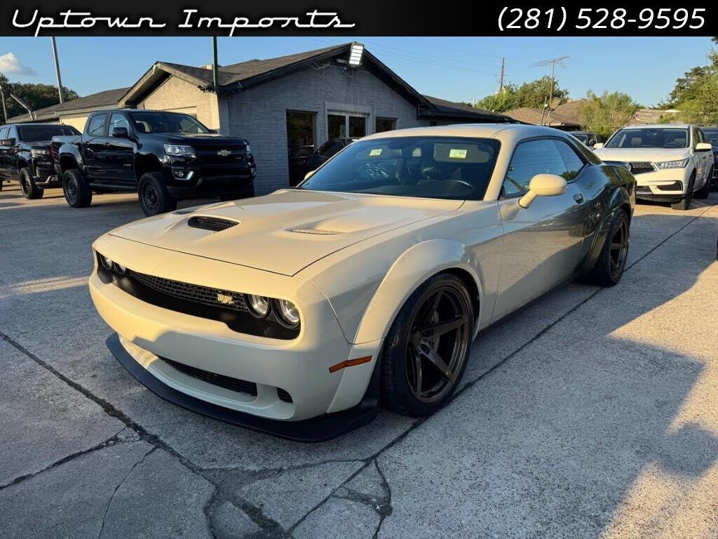 2020 DODGE Challenger